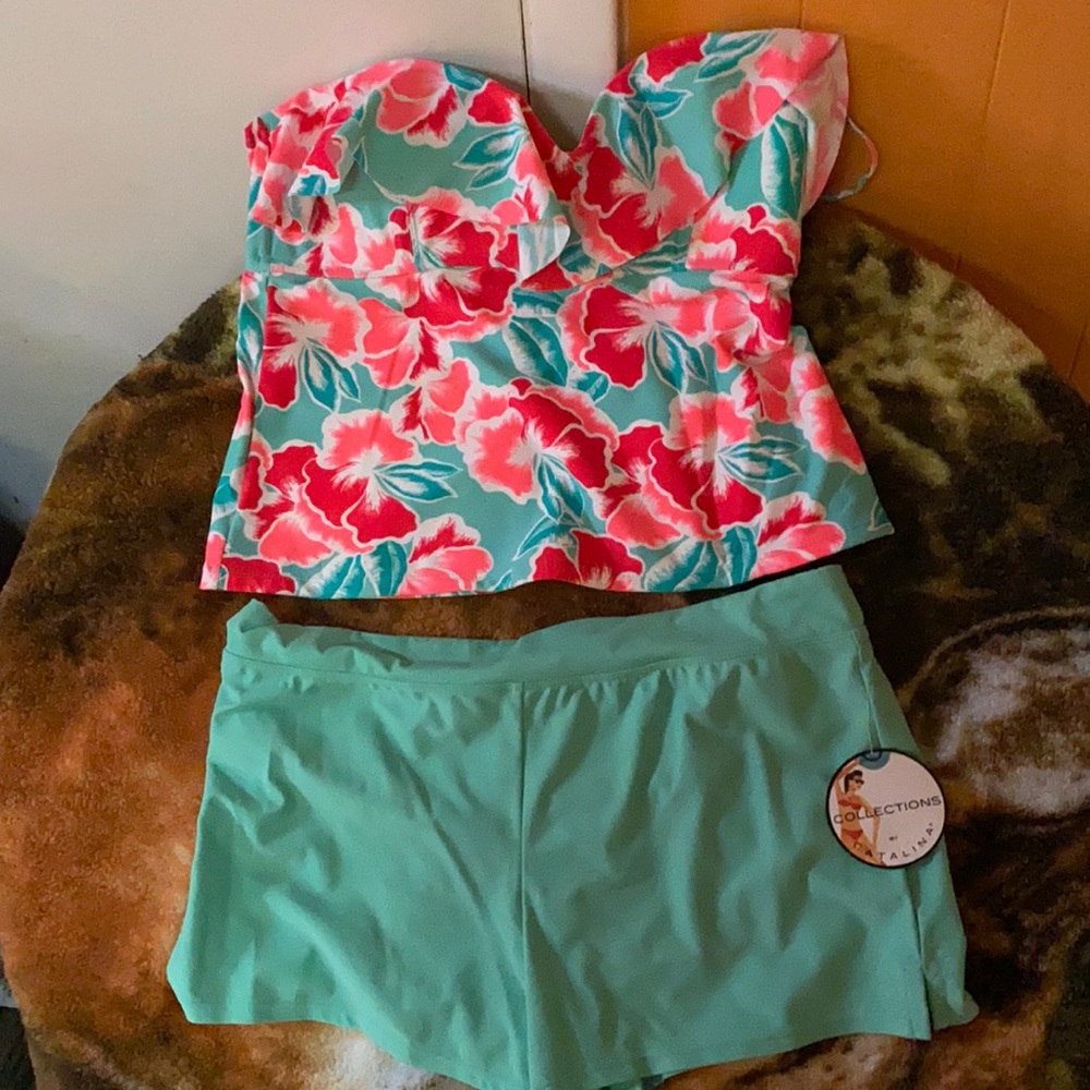 Ladies swimsuit